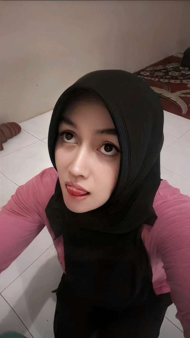 10 Viral Indonesia Video Wiwik Viral Video 2025 Anjay Hijab Kebaya coklat