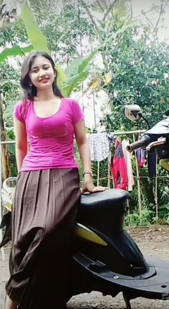 Viral Abg 2025 Terbaik 10 Video Wiwik Fyp Baju Dinas Merah Gemoy Paha Tompelen Tenggelam Dalam Hasrat One For All Indonesia Trending Official Abg SMP