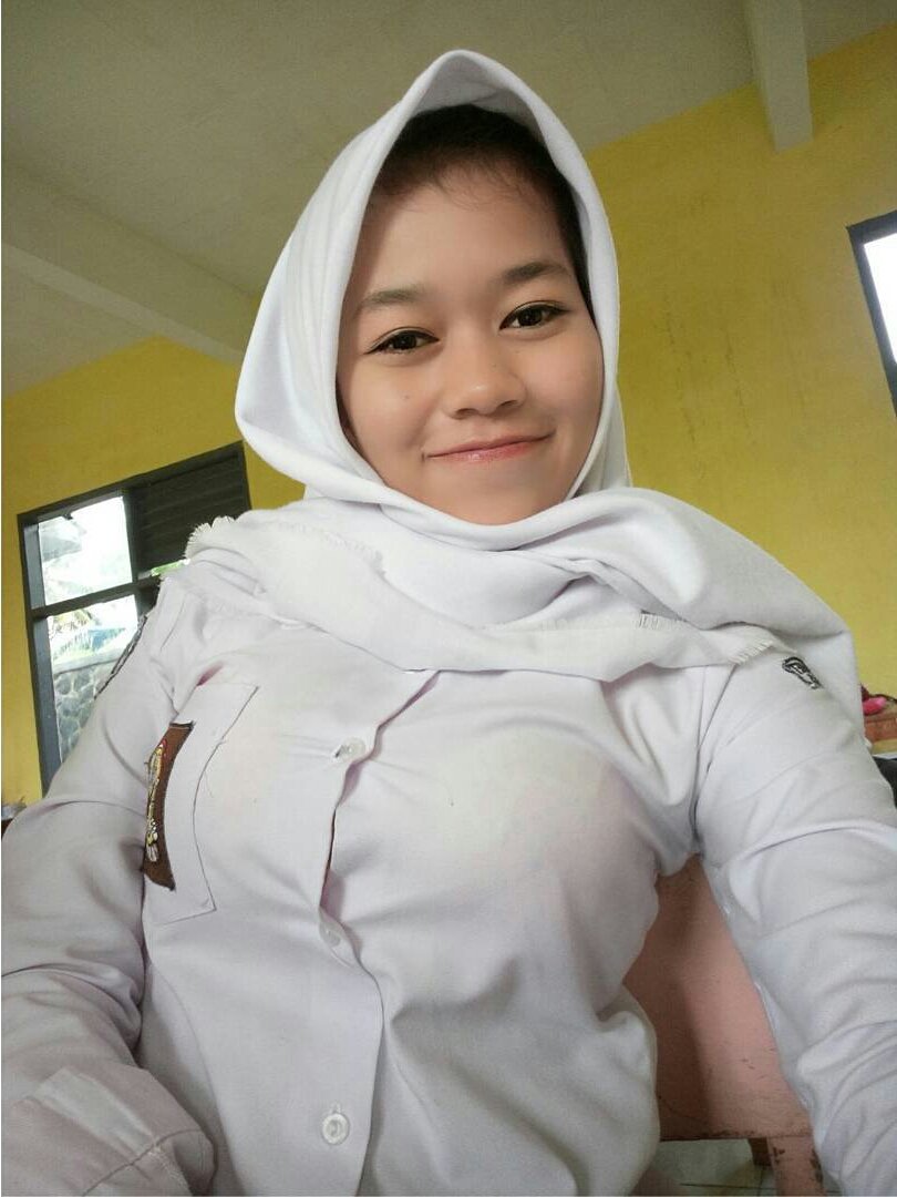 Latest Viral Video Phenomenon Of ABG Viral SMA 2026 Ukhti Jilbab Wiwik One For All Indonesia
